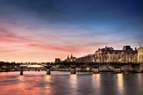 BEST WESTERN PREMIER Hôtel Trocadéro la Tour Paris  – Pont des Arts and the Seine river in Paris