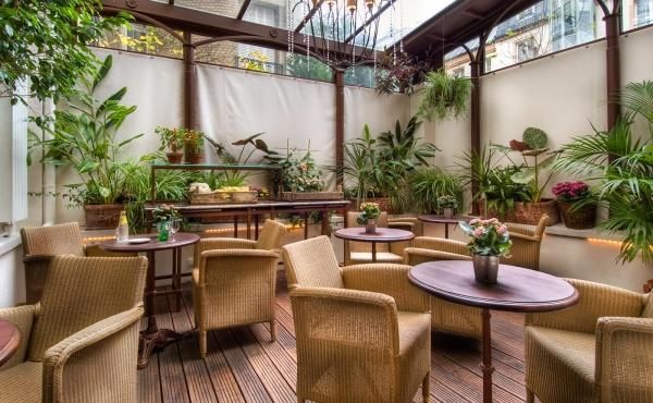 Hotel Trocadero La Tour Paris - Patio