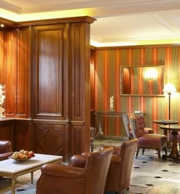 BEST WESTERN PREMIER Hôtel Trocadéro la Tour Paris  – reception dell'hotel