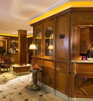 BEST WESTERN PREMIER Hôtel Trocadéro la Tour Paris  – reception dell'hotel